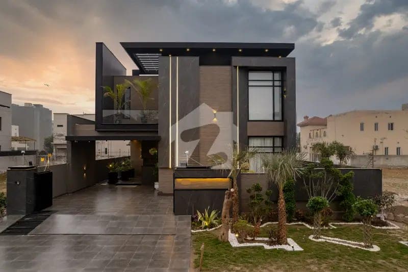 Modern Grand 4BR Villa with Private Pool & Garden
